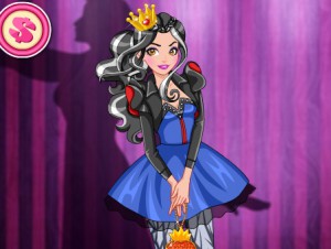 Descendants Evie Dress Up