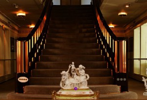 Modern House Treasure Escape