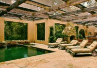 Chick Peacock Escape